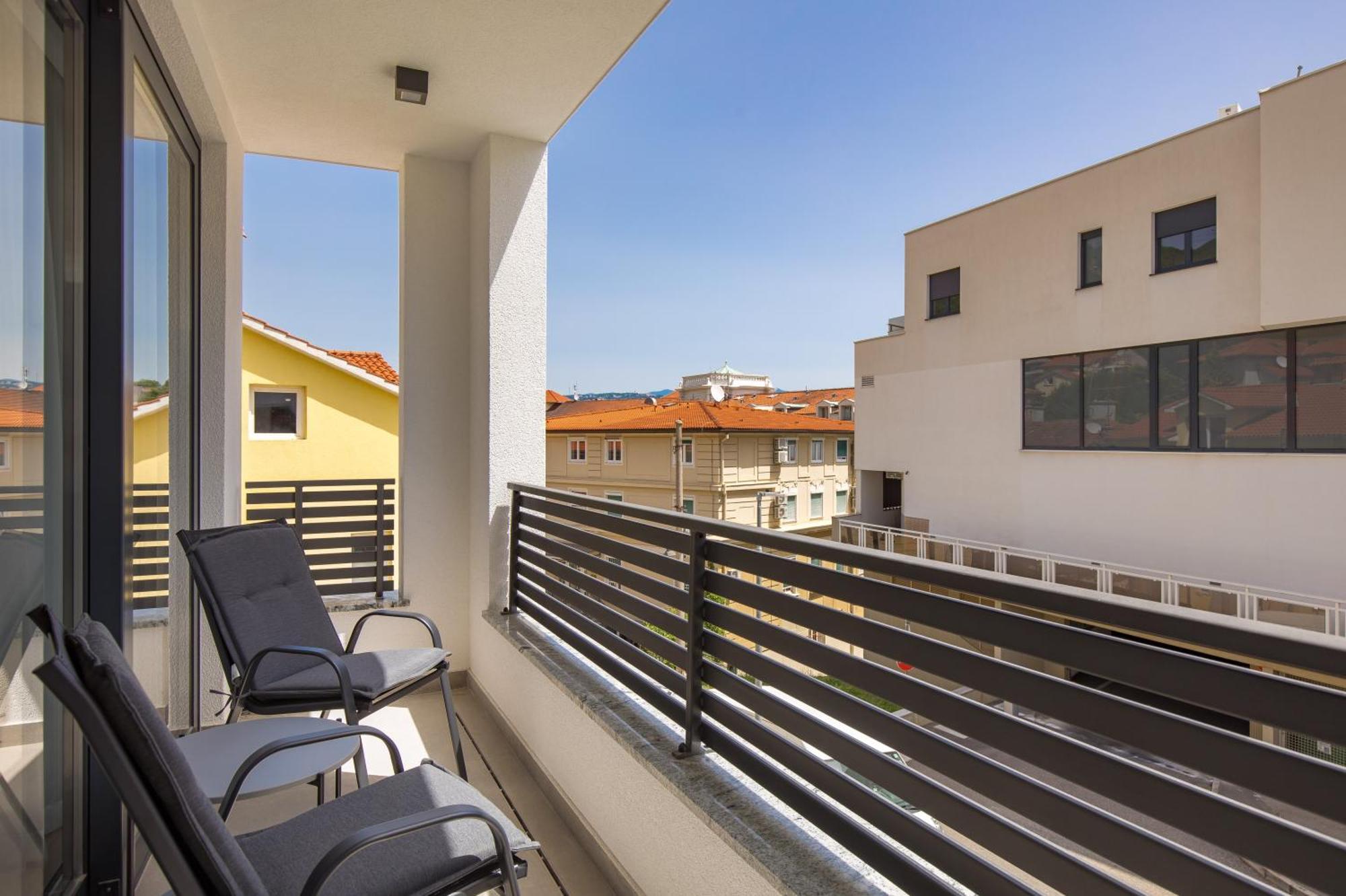 Belinda Apartments With Balcony Opatija Extérieur photo