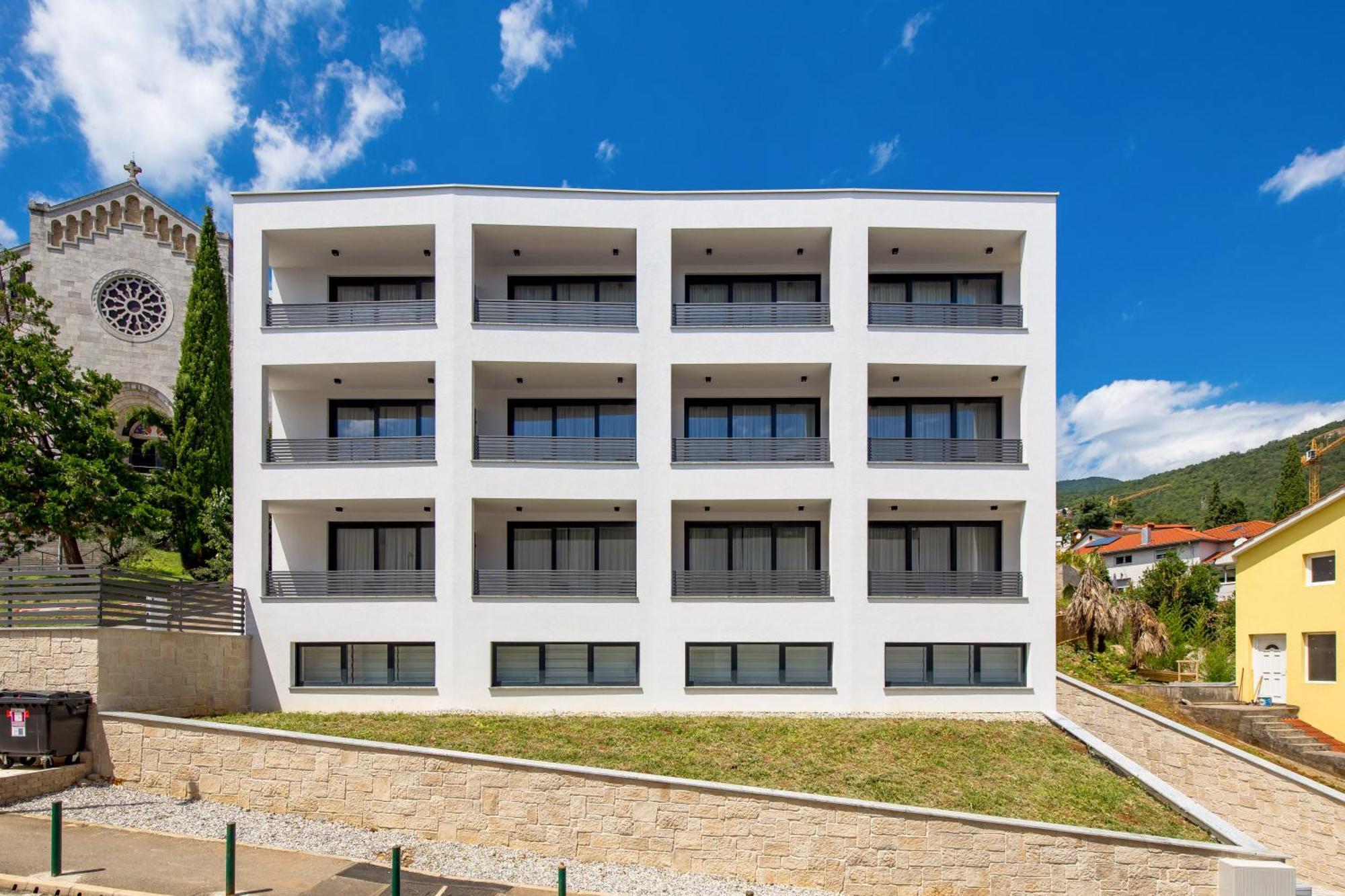 Belinda Apartments With Balcony Opatija Extérieur photo